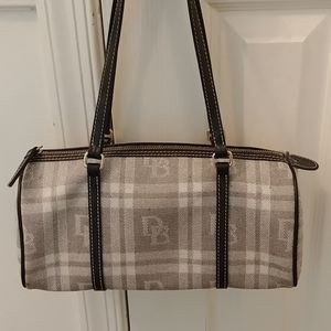 Vintage Dooney & Bourke plaid barrel bag